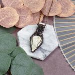 Miedziany wisiorek wire wrapping z larsonitem #539 - 