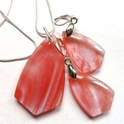 Mszysty kwarc różowy, delikatny zestaw biżuterii w srebrze