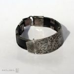 Niepodległy II - brnsoleta z orłem