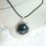 Petrol blue, duża kula, porcelana w drucie, wisior - 