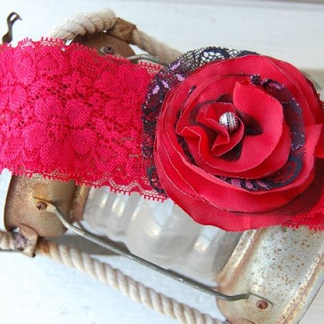 Retro opaska niemowlęca w czerni i czerwieni