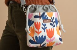 Szara listonoszka z kominem z plecionki i weluru w geometryczne kwiaty – handmade