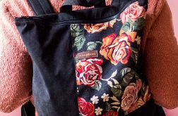 Czarny plecak kurierski patchwork w kwiaty