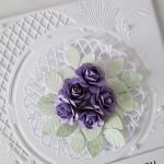 Kartka W DNIU ŚLUBU biało-fioletowa #1 - Ażurowa Pamiątka Ślubu z różami