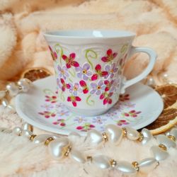 Barwny ręcznie malowany komplet kwiaty 250ml. talerzyk i filiżanka