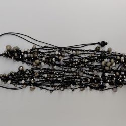 Naszyjnik Czarny Sznurek Szare Korale Makrama