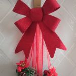 Girlanda z naturalnych szyszek - Dekoracja bożonarodzeniowa na drzwi