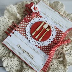 Przepiśnik - czerwony ze sztućcami