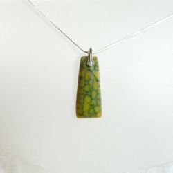 Zielony, pistacjowy agat pajęczy i srebro, wisiorek na łańcuszku