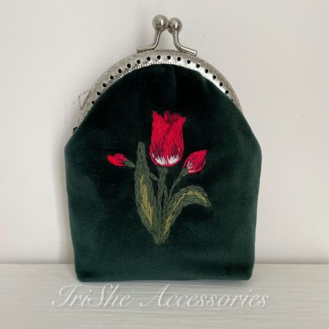 Portmonetka welurowa “Tulipan”, saszetka haftowana