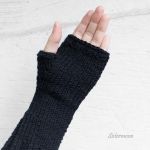 Długie czarne mitenki merino z warkoczem - 