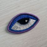Broszka haft blue eye - 