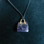 Fioletowy ametyst, oryginalny wisiorek - torebka - 