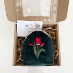 Portmonetka welurowa “Tulipan”, saszetka haftowana - Podszewka
