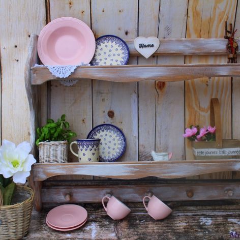 Sielska półka, shabby chic na talerze i kubki