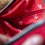 Czerwona kopertówka z weluru - 