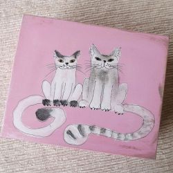 Pudełko malowane - Koty w jasnym różu