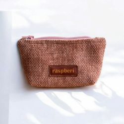 Mała pudroworóżowa kosmetyczka