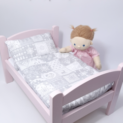 Zimowa pościel dla lalki- łóżko Ikea
