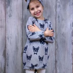 Sukienka szara z pieskami dla dziewczynki