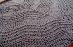 Ciepła szara chusta