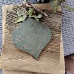 Zawieszka z Antycznym Zegarem w Ozdobnej Ramie - 4