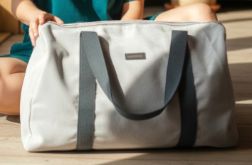 Duża torba podróżna z tłoczonego weluru – unikat handmade no waste