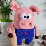 Świnka pluszowa, Maskotka świnka, Prezent dla dziecka - Wykonana pluszowa świnka z miękkiej włóczki.