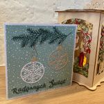 kartka bożonarodzeniowa z bombkami - kartka od przodu