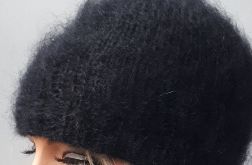 Moherowa czapka w kolorze czarnym