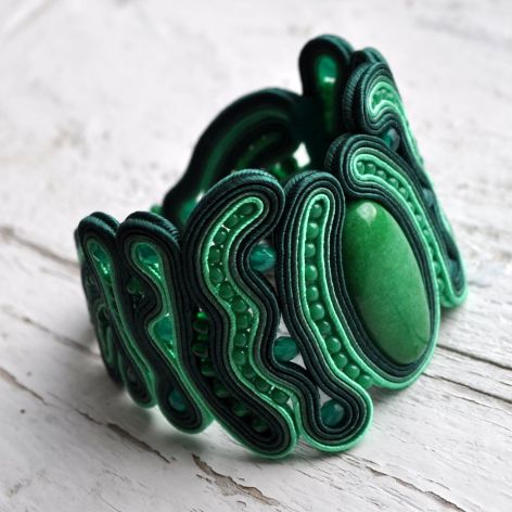 Bransoletka z zielonym jadeitem