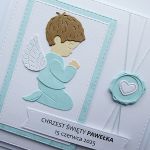 Subtelna kartka na Chrzest z aniołkiem - Biało-niebieska pamiątka chrztu z serduszkiem