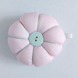 Poduszka na igły igielnik różowa w paski