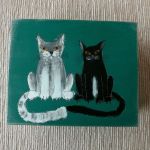 Pudełko malowane - Koty, zieleń morska - wieczko