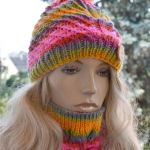 Komplet czapka, komin i mitenki kolorowe - komplet zimowy