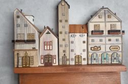 Domki drewniane na klucze handmade 28