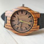 Damski drewniany zegarek BUDGERIGAR - 