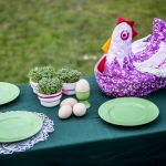 wielkanocna kura-koszyk na jajka, dekoracja stołu - 