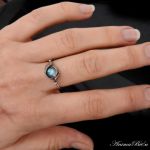 Pierścionek srebrny z labradorytem listek - Subtelny pierścionek