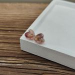 Różane Serduszka – kolczyki z żywicy z zatopionymi kwiatami - 3