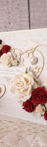 W dniu ślubu - biel i czerwień