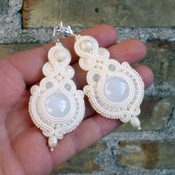 Kolczyki soutache Jasno-kremowe Kolczyki soutache Jasno-kremowe