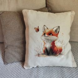 Poszewka z haftem liska do poduszki dekoracyjnej