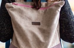 Beżowo-różowy plecak z suwakiem