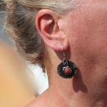 Szklanookie w brązie - fajne kolczyki