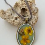 Medalion w kolorach lata - polne kwiaty