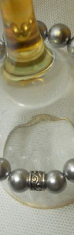 51. Bransoleta z pereł szklanych 10mm