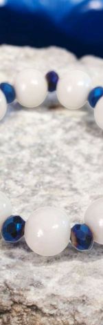 Bransoletka na gumce kryształki granat