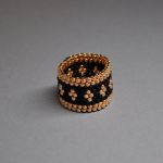 Pierścionek czarno-złoty 2 - pierścionek na prezent