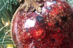 064,Bombka z efektem bursztynu z stojakiem